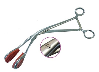 PINCE A CESARIENNE AVEC MORS 28cm